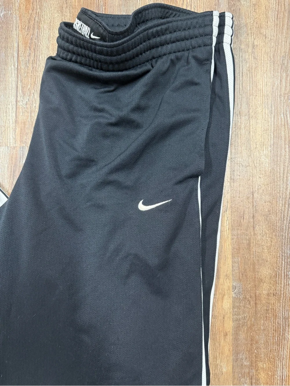 Vintage Y2K Nike Basketball Dri-Fit Black Sweatpants with White Side Stripes Siz